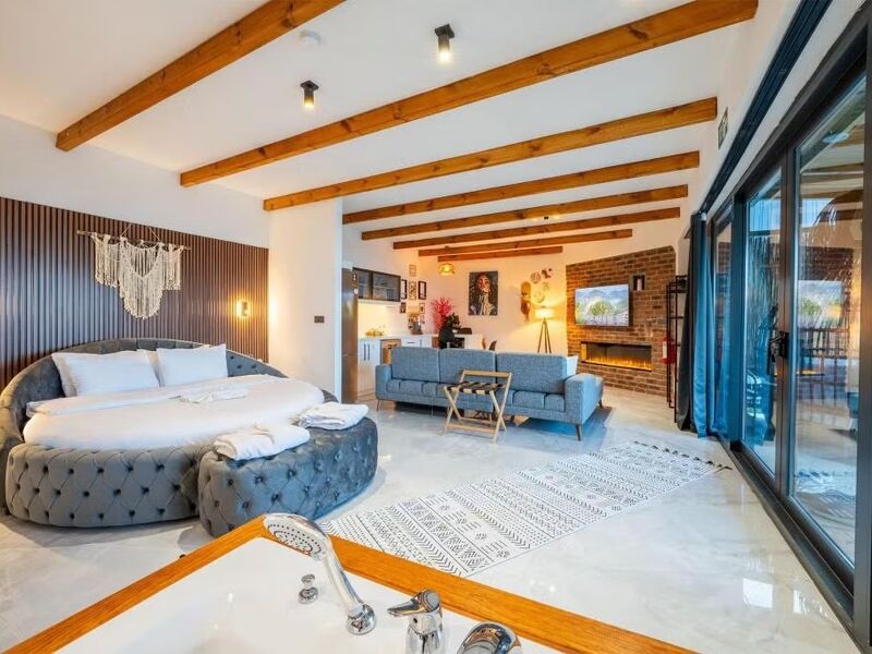 Grand Paradise Resort