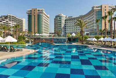 Sherwood Exclusive Lara